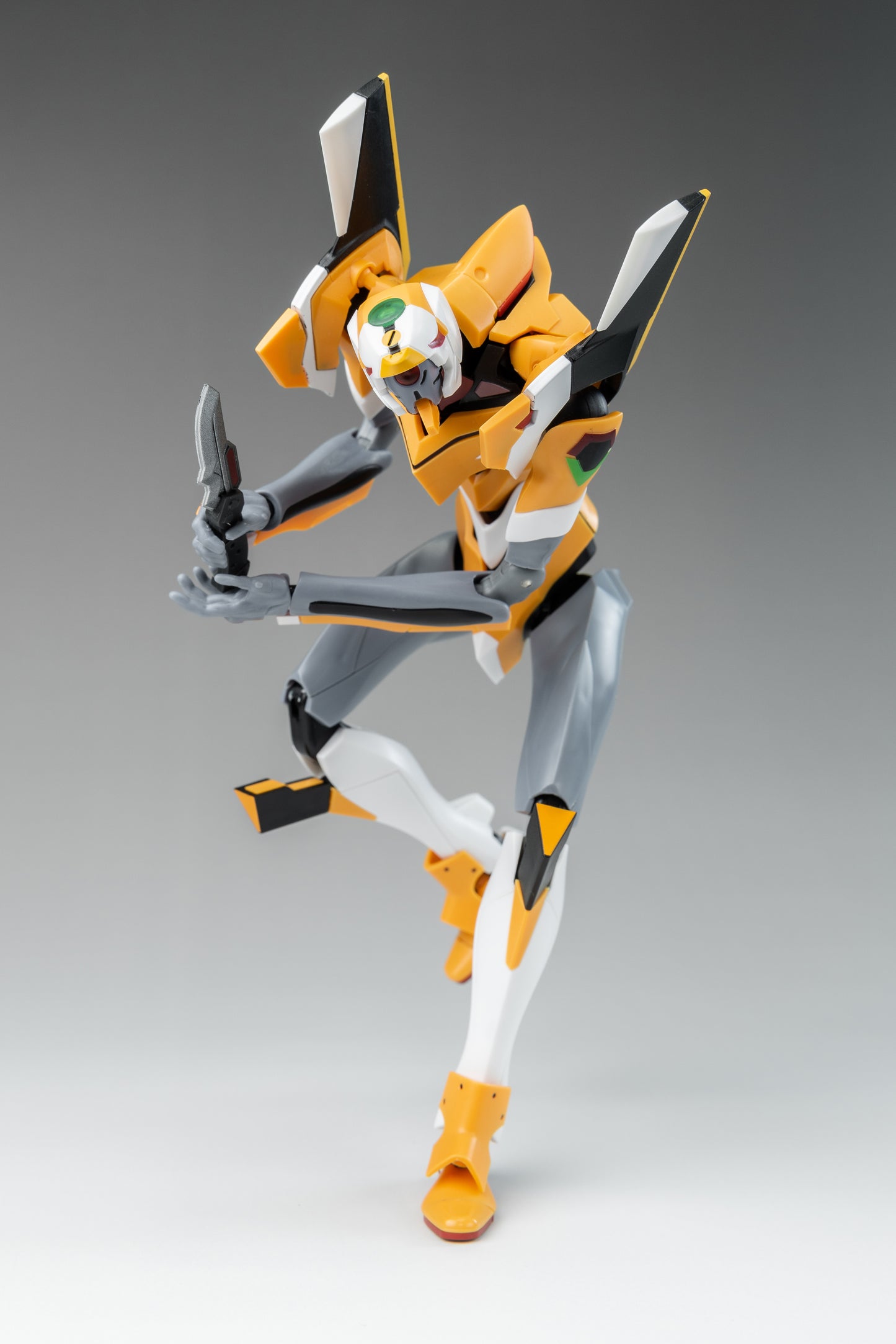 EVANGELION - 20cm EVA-00 Proto Type Model Kit